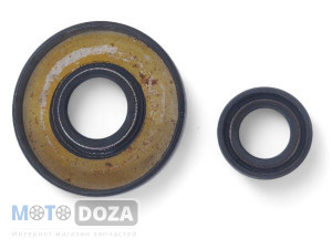 Сальник двигателя Dio AF 61/62/68 (16*26*7, 20*52*6) MotoTech Taiwan Сальник двигателя Dio AF 61/62/68 (16*26*7, 20*52*6) MotoTech Taiwan